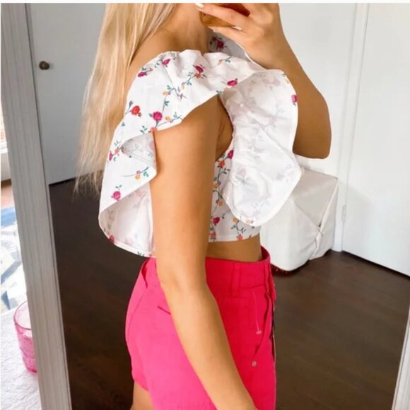 NEW Zara Crop top with Flutter Sleeves, Size M - Picture 3 of 16